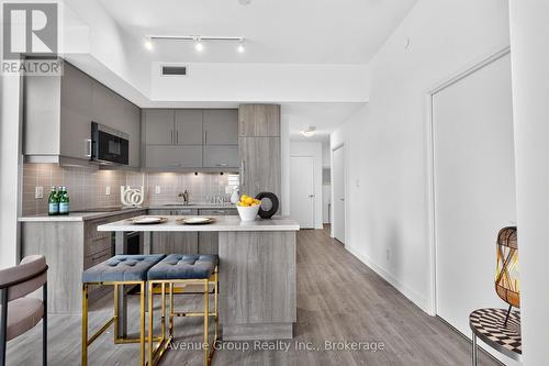 1011 - 292 Verdale Crossing, Markham, ON - Indoor Photo Showing Kitchen