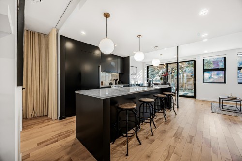 Cuisine - 2694 Rue De Reading, Montréal (Le Sud-Ouest), QC - Indoor Photo Showing Kitchen With Upgraded Kitchen