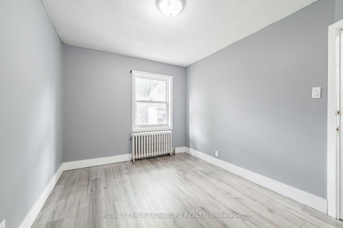 2935 St Clair Avenue E, Toronto, ON - Indoor Photo Showing Other Room