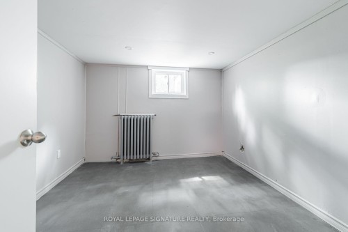 2935 St Clair Avenue E, Toronto, ON - Indoor Photo Showing Other Room