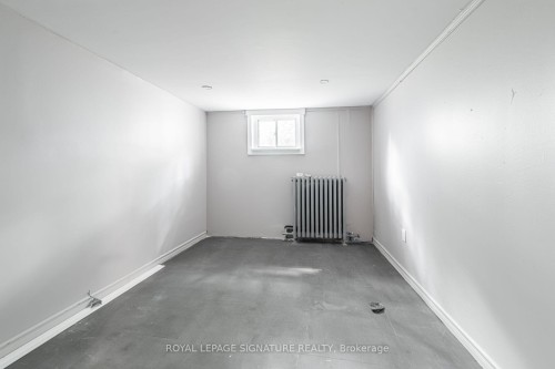 2935 St Clair Avenue E, Toronto, ON - Indoor Photo Showing Other Room