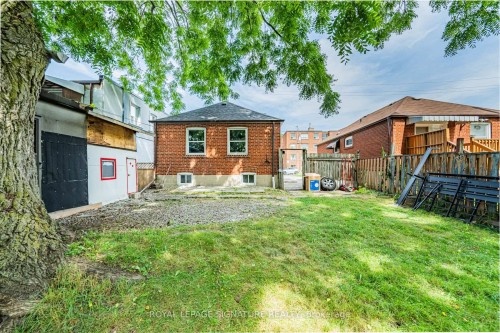 2935 St Clair Avenue E, Toronto, ON - Outdoor With Exterior