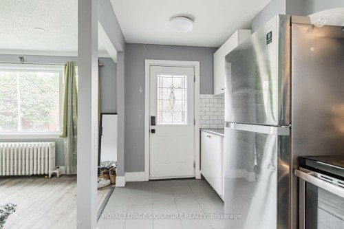 2935 St Clair Avenue E, Toronto, ON - Indoor