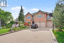 5240 ELMRIDGE DRIVE  Mississauga, ON L5M 5A4