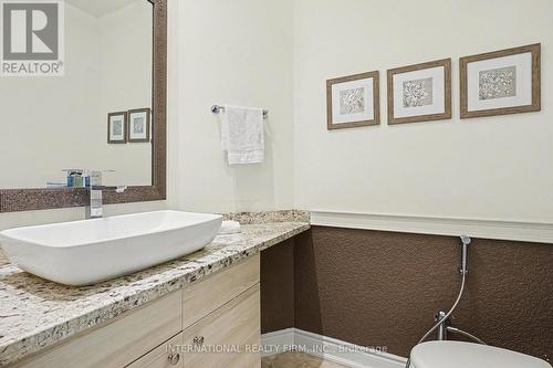 5240 Elmridge Drive, Mississauga, ON - Indoor Photo Showing Bathroom