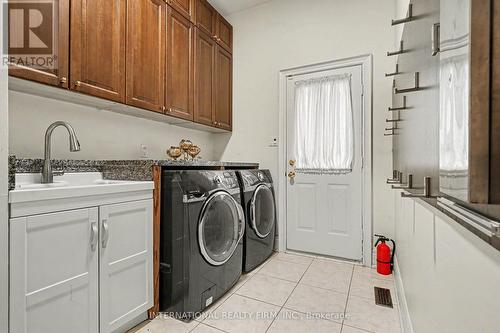 5240 Elmridge Drive, Mississauga, ON - Indoor Photo Showing Laundry Room