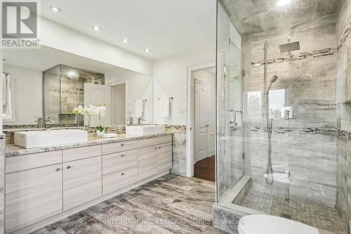 5240 Elmridge Drive, Mississauga, ON - Indoor Photo Showing Bathroom