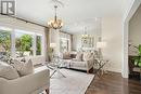 5240 Elmridge Drive, Mississauga, ON  - Indoor Photo Showing Living Room 
