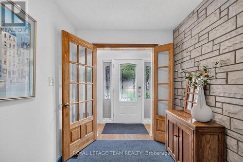673 Golden Avenue, Ottawa, ON - Indoor Photo Showing Other Room