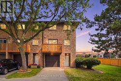 25 - 985 LIMERIDGE ROAD  Hamilton, ON L8W 1X9
