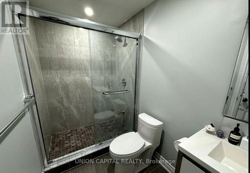 41 MANILA AVENUE , Markham, Ontario L3R 0K6 3