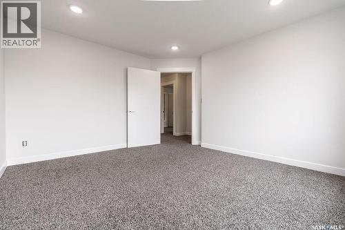 213 Dubois Crescent, Saskatoon, SK - Indoor Photo Showing Other Room