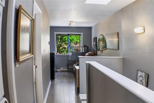 #2-906 Admirals Rd, Esquimalt, BC 