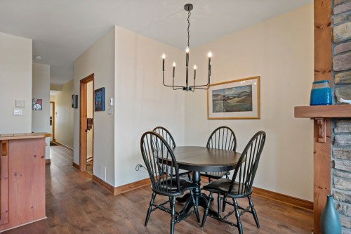 Dining Room - 4-225 Rue Du Mont-Plaisant, Mont-Tremblant, QC - Indoor Photo Showing Dining Room