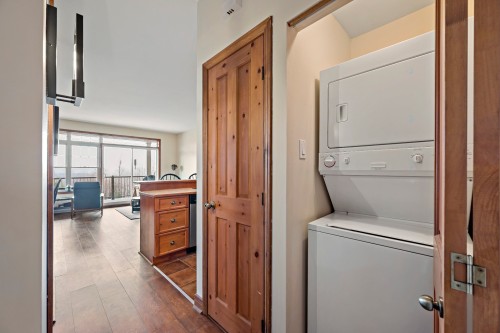 Laundry - 4-225 Rue Du Mont-Plaisant, Mont-Tremblant, QC - Indoor Photo Showing Laundry Room