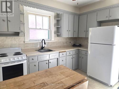 25 MENZIE AVENUE , Guelph (St. Patrick's Ward), Ontario N1E 5X8 3