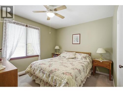 1339 Richter Street, Kelowna, BC - Indoor Photo Showing Bedroom