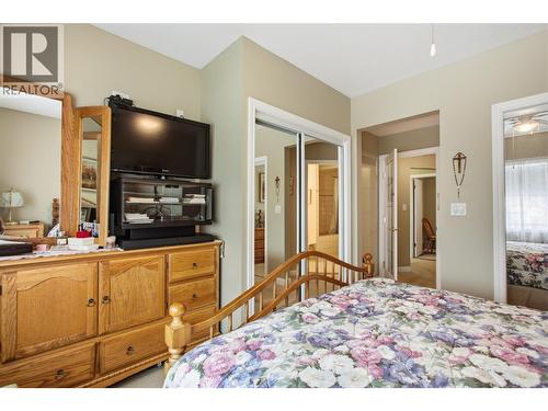 1339 Richter Street, Kelowna, BC - Indoor Photo Showing Bedroom