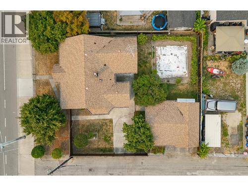 1339 Richter Street, Kelowna, BC - Outdoor
