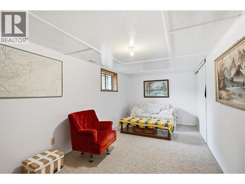1339 Richter Street, Kelowna, BC - Indoor