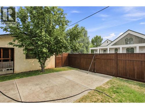 1339 Richter Street, Kelowna, BC - Outdoor