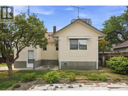 1339 Richter Street, Kelowna, BC - Outdoor