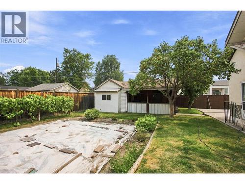 1339 Richter Street, Kelowna, BC - Outdoor