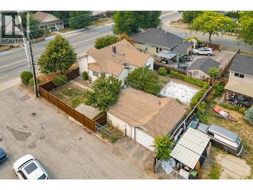 1339 Richter Street, Kelowna, BC - Outdoor