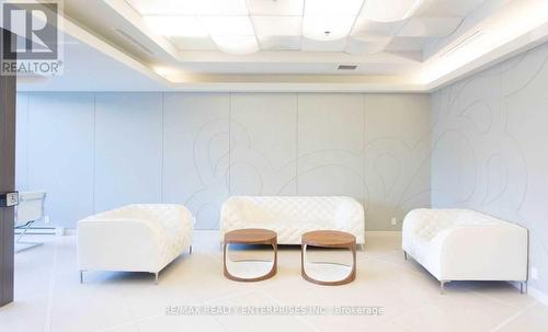 522 - 80 Esther Lorrie Drive, Toronto, ON - Indoor Photo Showing Other Room