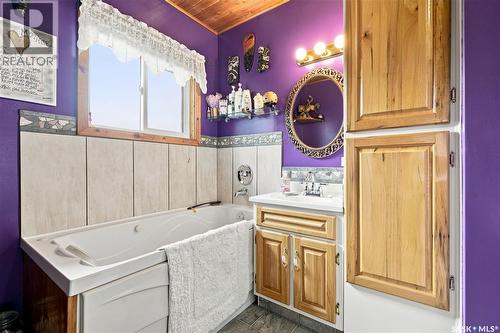 Blue Acreage, Corman Park Rm No. 344, SK - Indoor