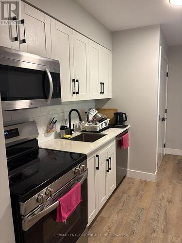 9 - 400 SCENIC DRIVE S , London South (South J), Ontario N5Z 3A8 5