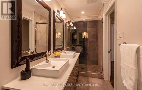 1335 Mississauga Road, Mississauga, ON - Indoor Photo Showing Bathroom