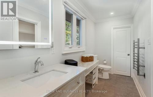 1335 Mississauga Road, Mississauga, ON - Indoor Photo Showing Bathroom
