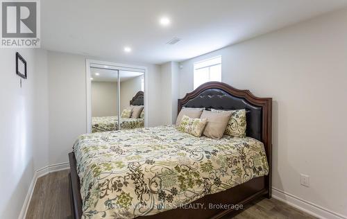 1335 Mississauga Road, Mississauga, ON - Indoor Photo Showing Bedroom