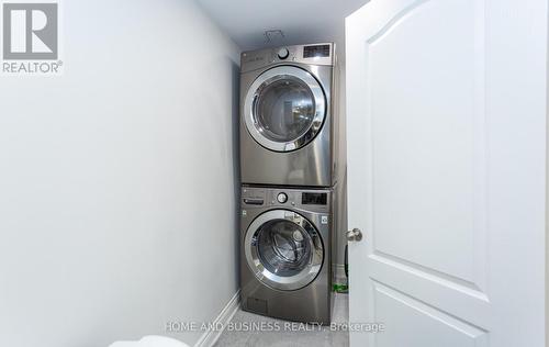 1335 Mississauga Road, Mississauga, ON - Indoor Photo Showing Laundry Room