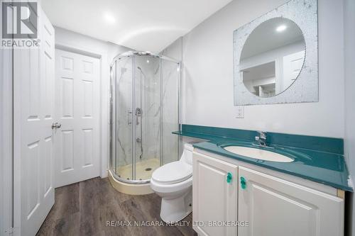 2 Aitken Circle, Markham (Unionville), ON - Indoor Photo Showing Bathroom