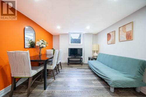 2 Aitken Circle, Markham (Unionville), ON - Indoor