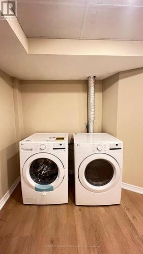 1534 Hollywell Avenue, Mississauga, ON - Indoor Photo Showing Laundry Room