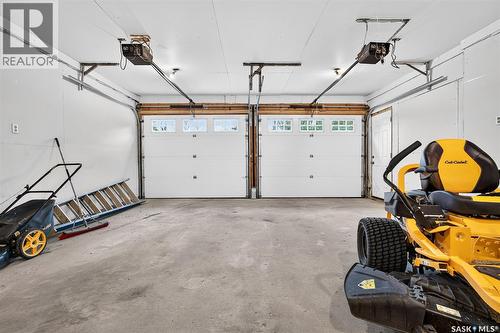 Campbell Acreage, Caron Rm No. 162, SK - Indoor Photo Showing Garage