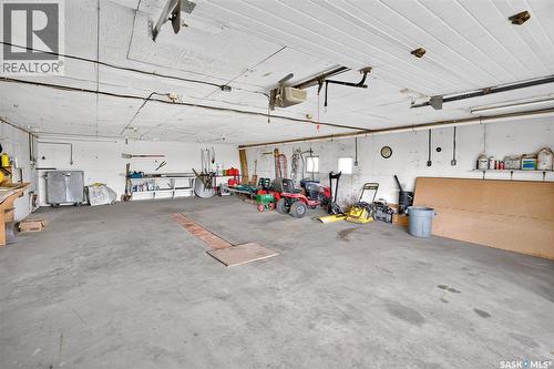 Campbell Acreage, Caron Rm No. 162, SK - Indoor Photo Showing Garage
