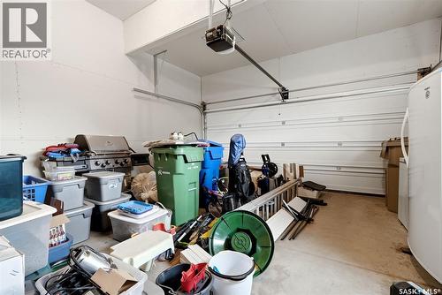 3886 Gee Crescent, Regina, SK - Indoor Photo Showing Garage