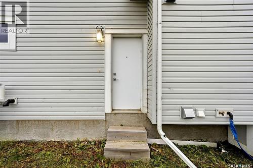 3886 Gee Crescent, Regina, SK - Outdoor With Exterior
