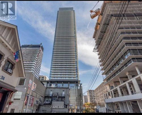 4206 - 501 YONGE STREET , Toronto, Ontario M4Y 1Y4 2