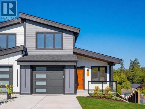 4839 Lesley Cres, Powell River, BC - Outdoor With Facade