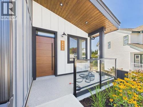 4839 Lesley Cres, Powell River, BC - Outdoor With Exterior