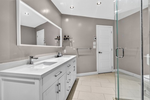 Salle de bains - 407 Ch. Des Prairies, Brossard, QC - Indoor Photo Showing Bathroom