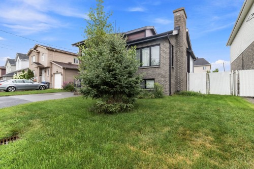 Façade - 407 Ch. Des Prairies, Brossard, QC - Outdoor