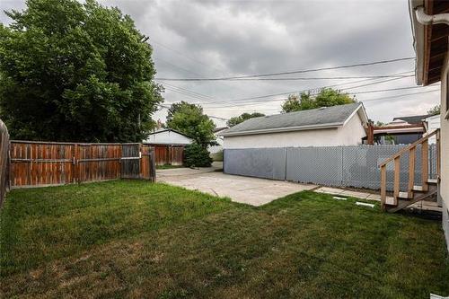 895 Alfred Ave, Winnipeg, MB - Outdoor