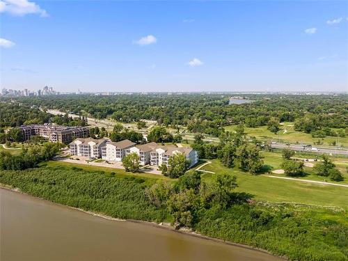 308-70 Dunkirk Dr, Winnipeg, MB - Outdoor With View
