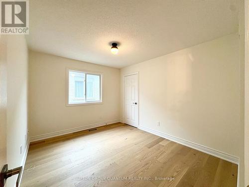 3588 Rainpark Court, Mississauga, ON 